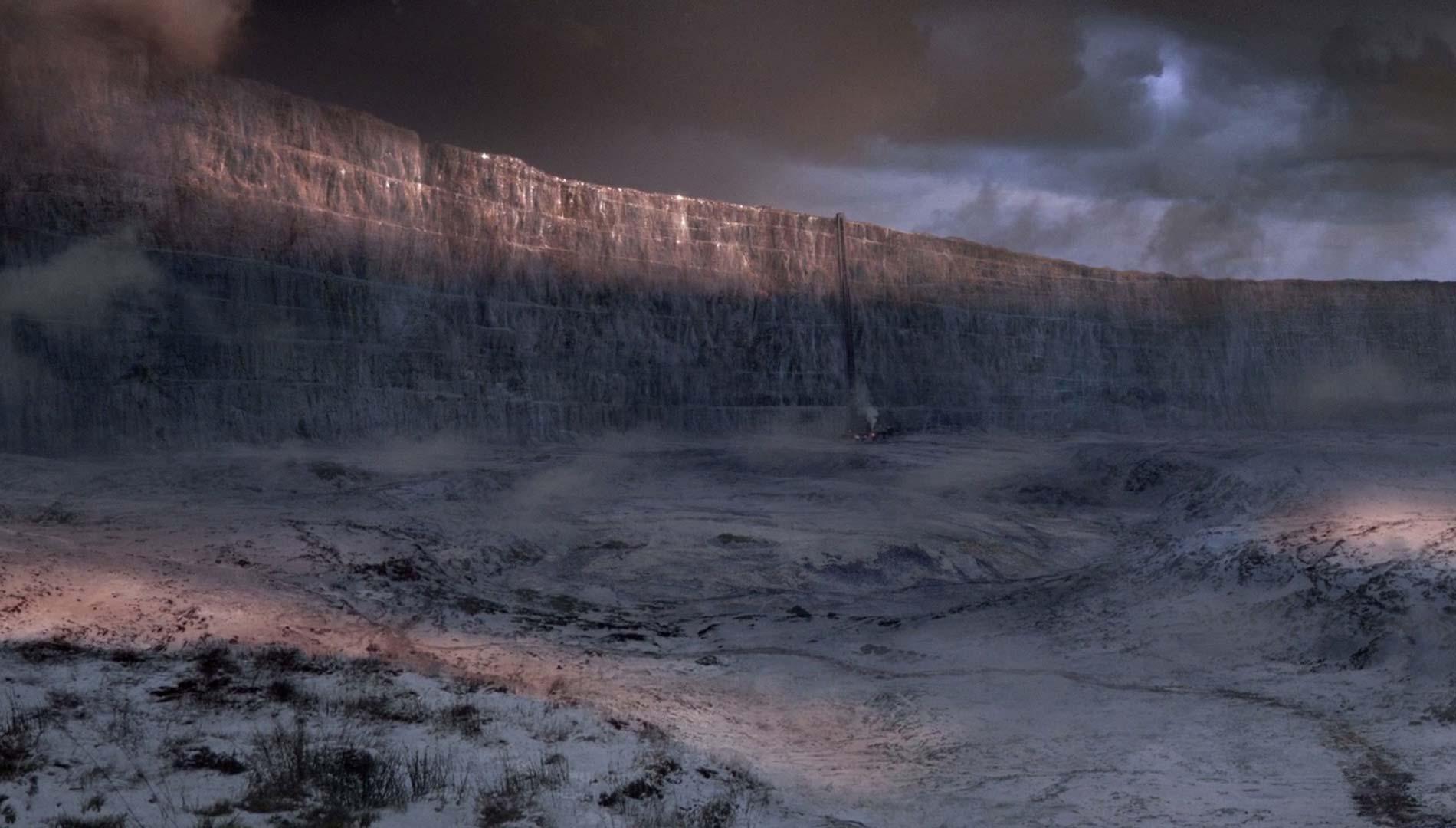 Beyond the wall. Over de betekenis van de Muur in Game of Thrones